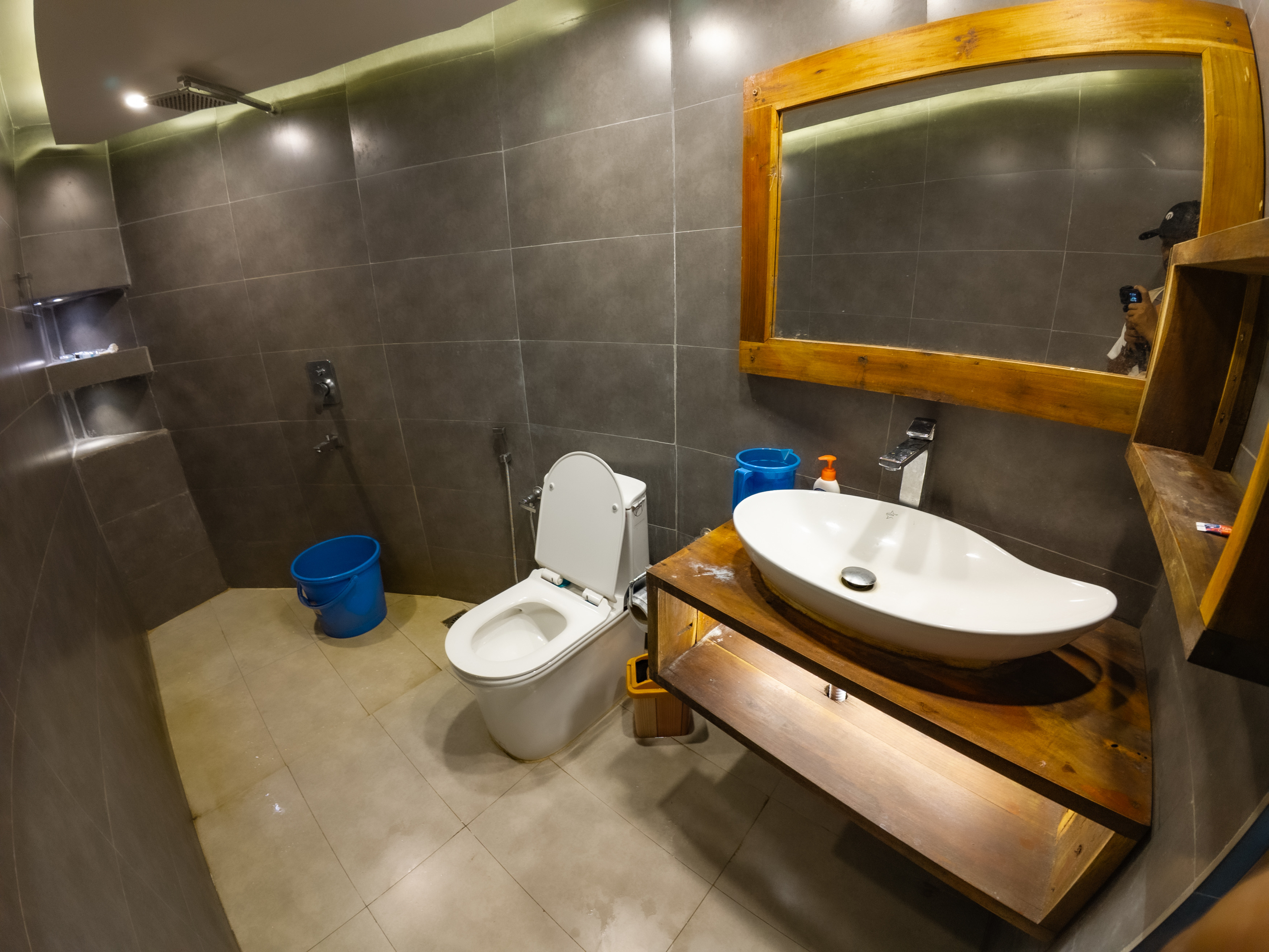 Mud House - Washroom